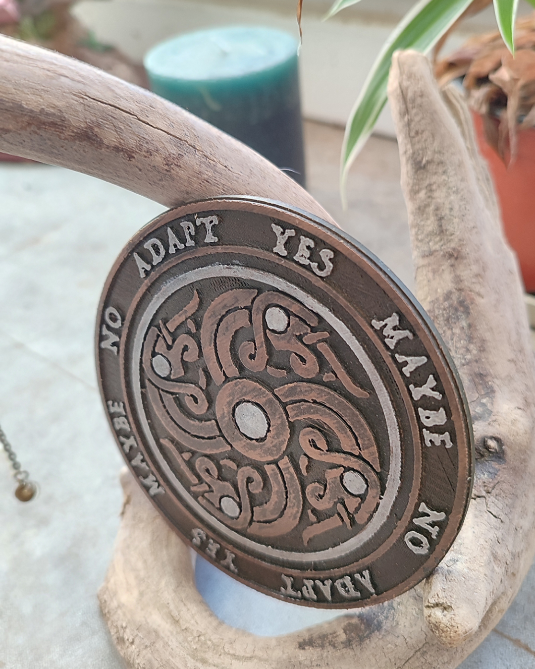 Planche de Radiesthésie Celtique – 10 cm – Effet Bois – Image 2